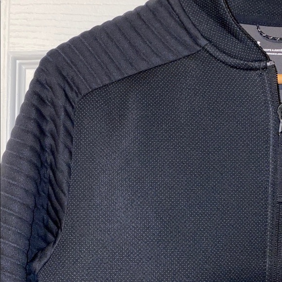 Under Armour Full Zip - Picture 2 of 5